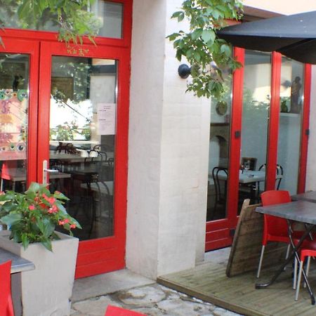 Hotel Les Vignes Rouges Ispagnac Dış mekan fotoğraf