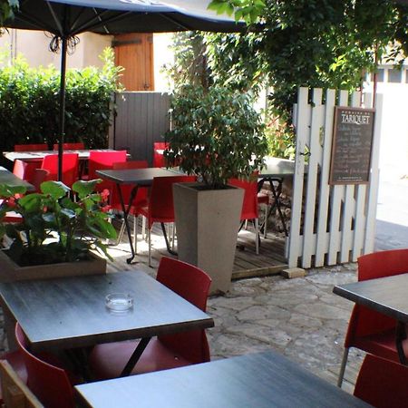 Hotel Les Vignes Rouges Ispagnac Dış mekan fotoğraf